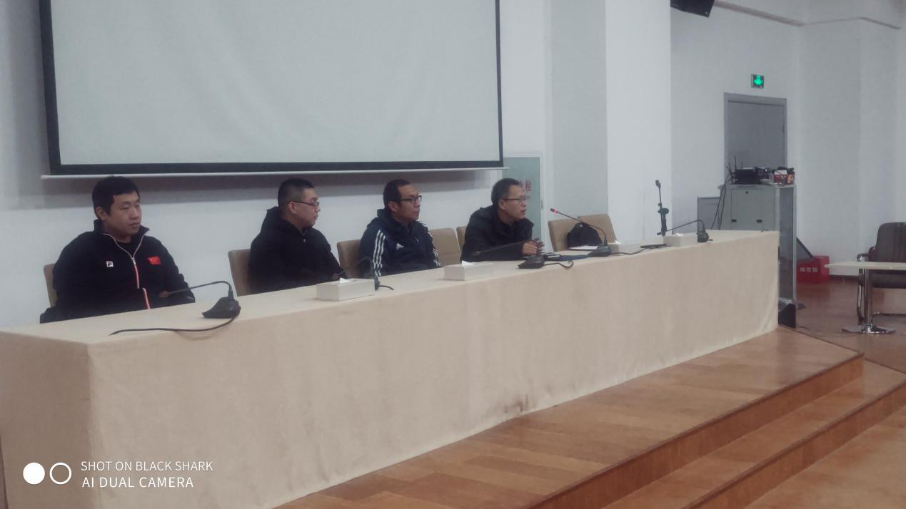 ѡ������˫������  ���ܵ��¹�����Ӯ ����ʡ�����ַ��˷ܼ��������ĸ�Ǩ����չ���˷ܼ�֪ʶ����